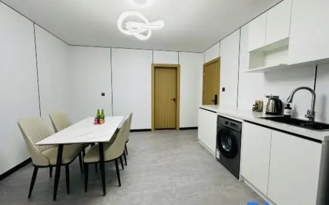 Splendor Pavilion International Apartment