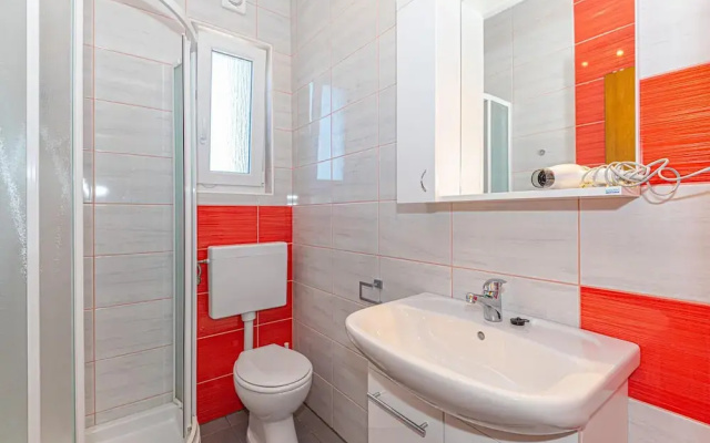 Beautiful Apartment in Kanica With Wifi and 1 Bedrooms