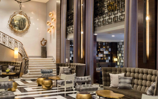 Empire Hotel