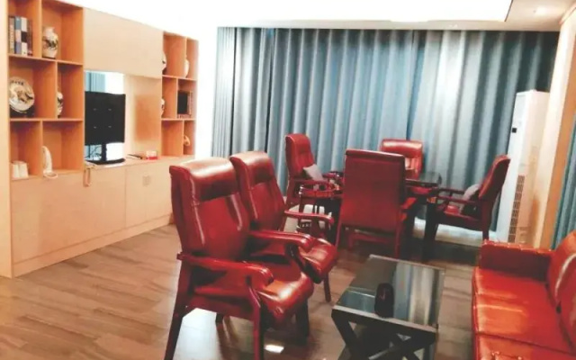Shell Hainan Ledong County Huangliu Town Bus Station Hotel