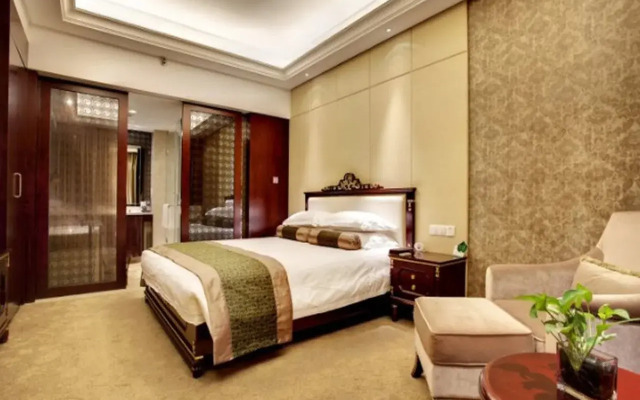 Ruijing International Hotel