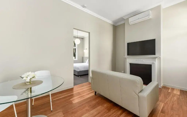 Aloha Central Platinum Apartments