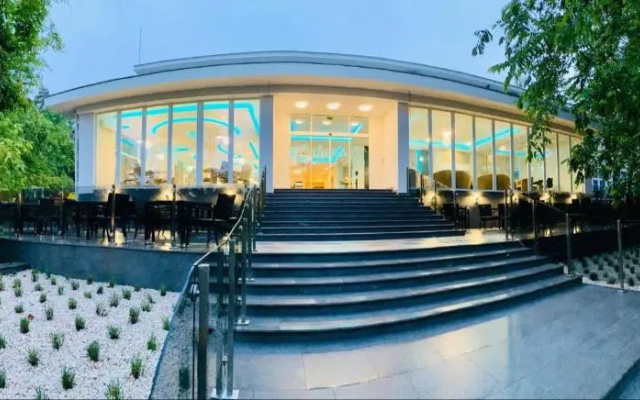 Hotel Fenyves