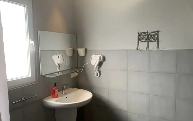 Отель Lemi
