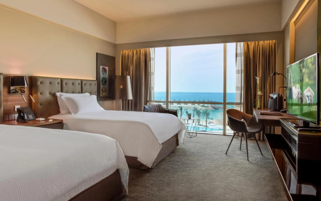 Курортный отель The Art Hotel & Resort