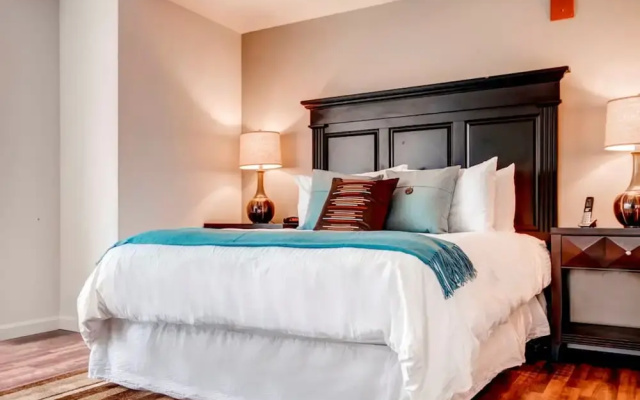 Global Luxury Suites Fenway