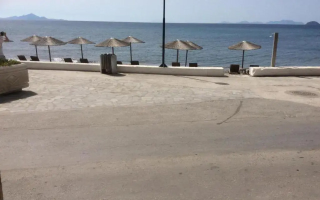 Fania 2 Rooms In Front Of The Sea