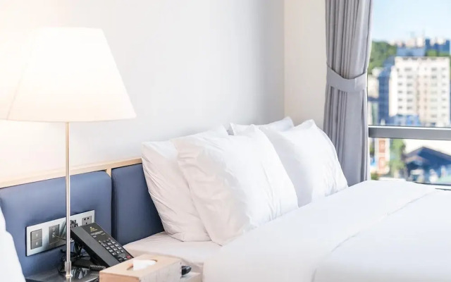 Hound Hotel Songjeong