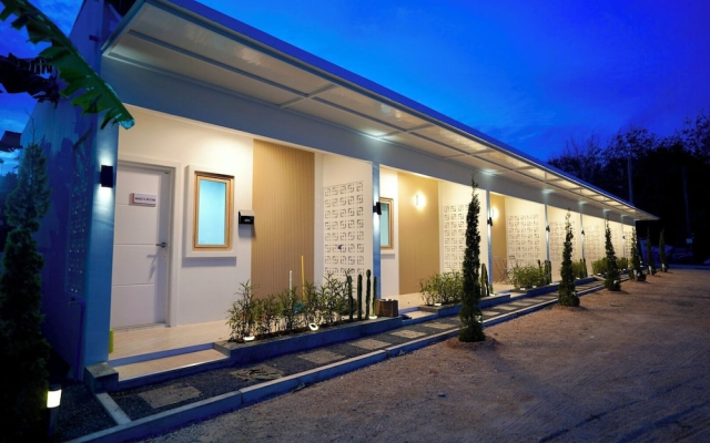 The Cozy Haus Airport