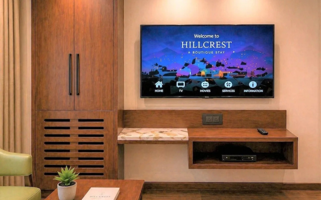 Hillcrest Hotel & Resort
