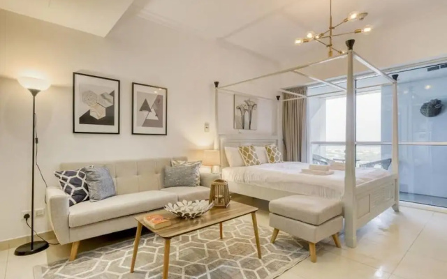 Elegant Apartment Close to The Metro!