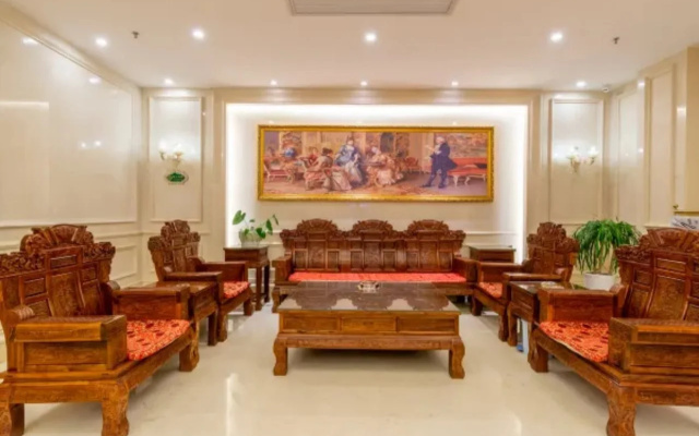 Vienna Hotel Huizhou Danshui Baiyun Road