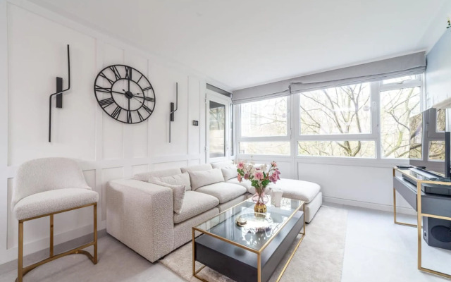 Excellent 3-bed Flat In Elephant Castle
