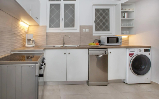 Isora Apartment by GHH