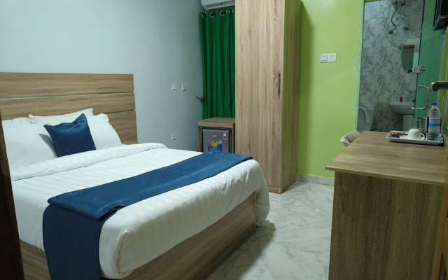 J Blitz International Hotel