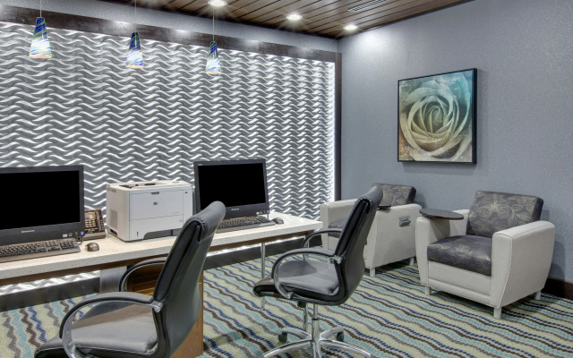 Hampton Inn & Suites Tyler-South