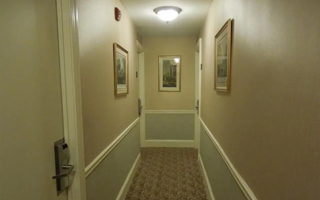 Embassy Inn