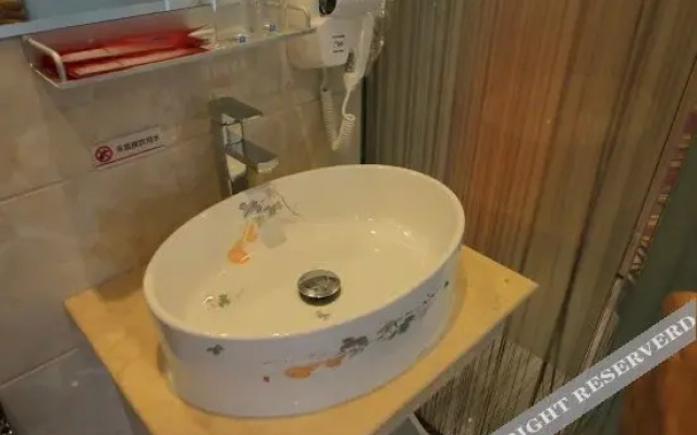 上海铭捷时尚酒店