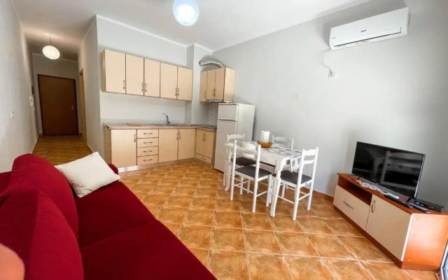Coral_B&I Apartment