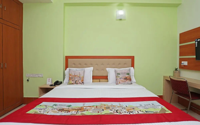 OYO 9547 Hotel Atmaram Lodging