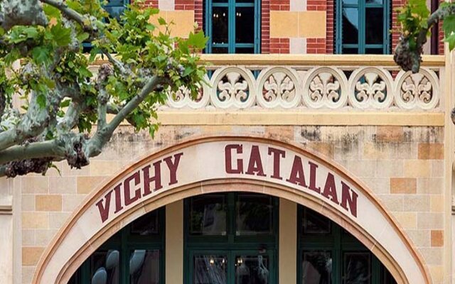 Отель Balneari Vichy Catalan вид на фасад