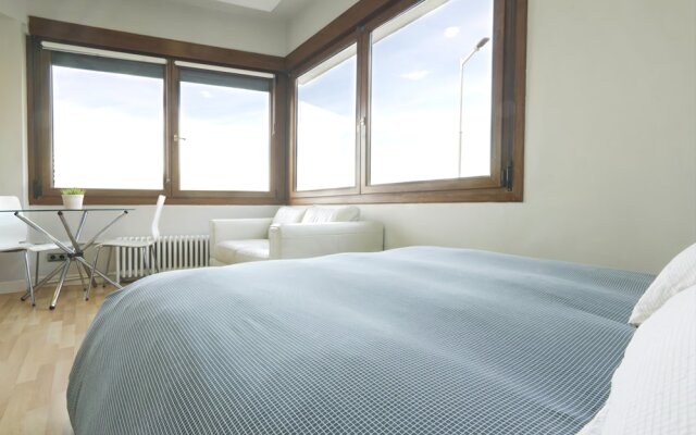 Апартаменты Sansebastianforyou San Telmo Apartment Сан-Себастьян комната для гостей
