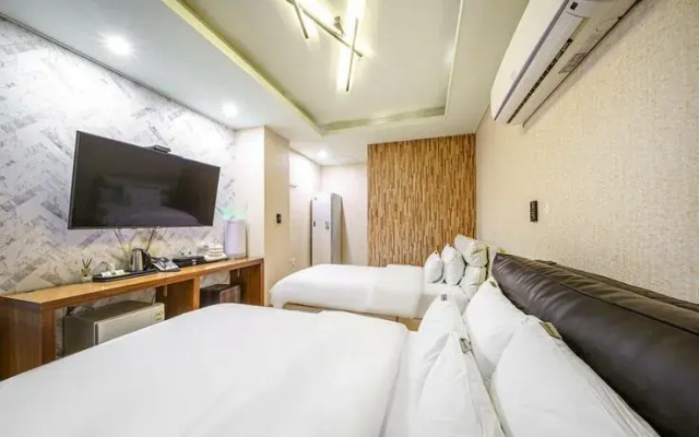 Gwangju Hanam MVP Business Hotel