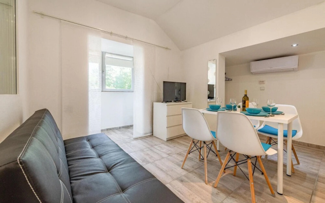 Amazing Apartment in Vir With 1 Bedrooms and Wifi