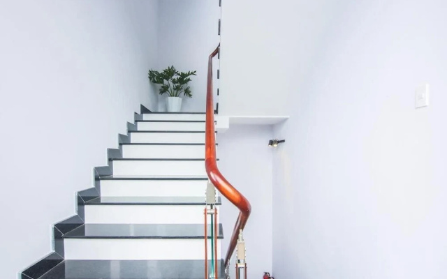 Thy Thy Hotel by OYO Rooms