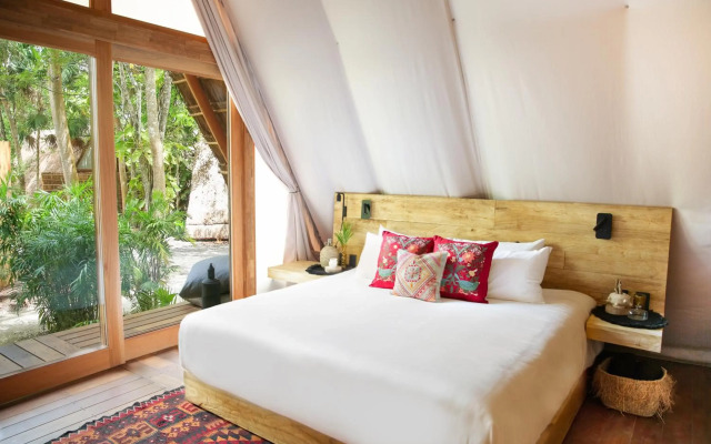 Our Habitas Bacalar – Adults Only