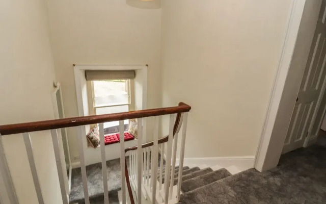 Ings House