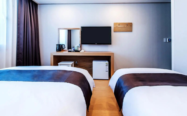 Zamong Hotel