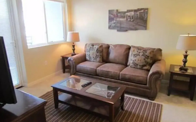 Full Amenities One Bedroom