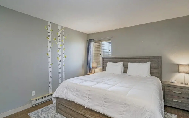 Ridgecrest 202 2 Bedroom Condo by RedAwning