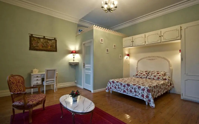 Chateau Pontet d'Eyrans & Spa