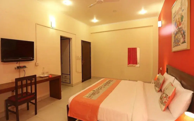 OYO Flagship 144 Noida Expressway NSEZ