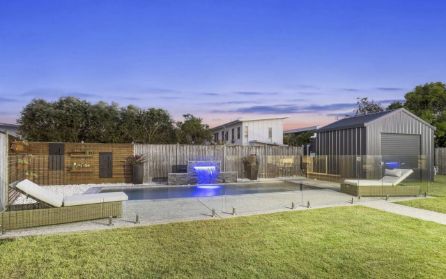 Ebony Rose - Tweed Coast Holidays