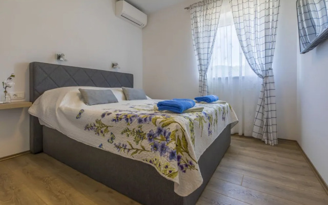 Rooms Nevenka 2