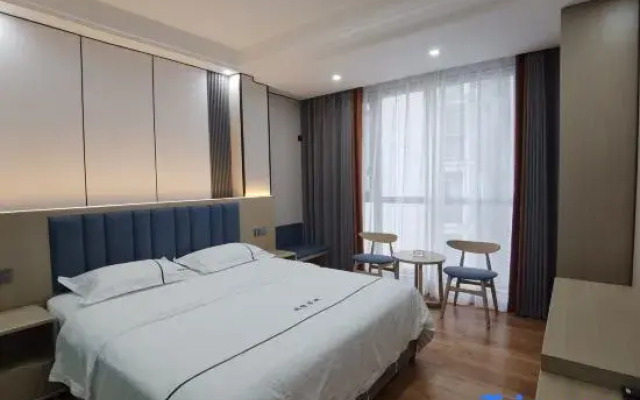 Shennongjia Tongyuan Homestay (Muyu Passenger Transport Terminal)