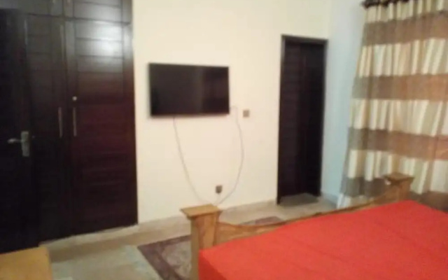 Royal Cottage Guest House