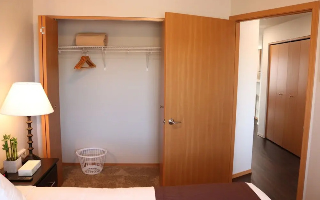 Autumn Leaf Suites