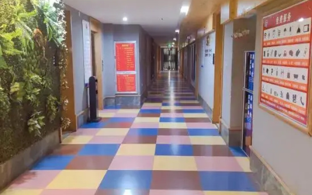 Hebi Qingju Yishang Boutique Hotel