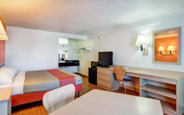 Rodeway Inn