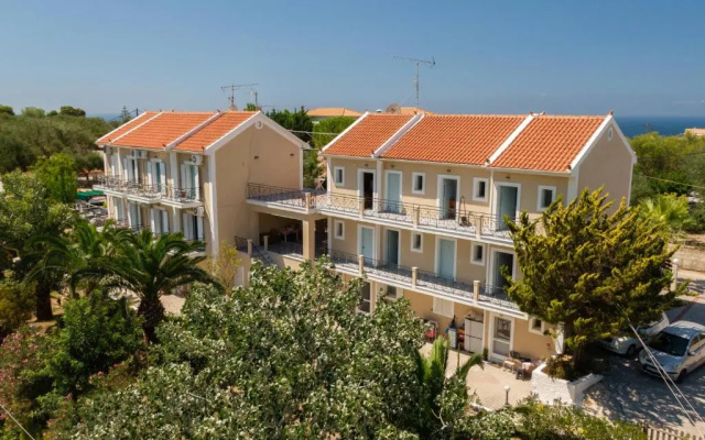 Iris Apartments