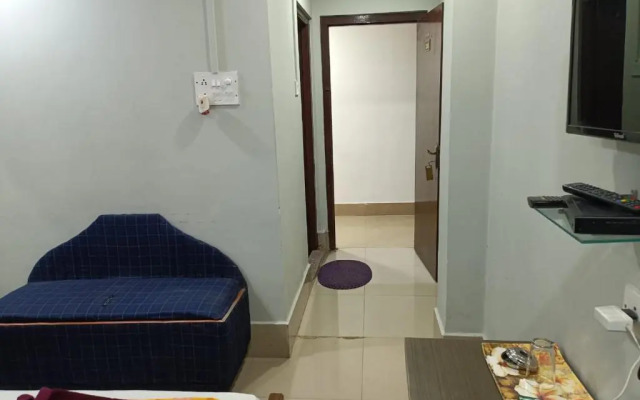 Kusum Hotel And Restaurant