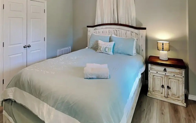 Coastal Hideaway by Silver Sands Vacation Rentals