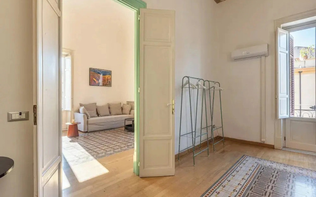 Carlo Apartment with Terrace by Wonderful Italy
