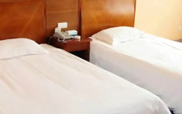 Hua Feng Hotel