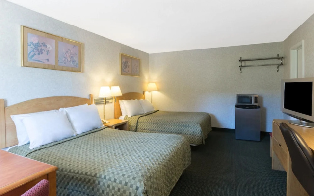 Knights Inn Poconos/Bartonsville