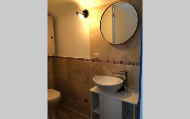 Maison de charme avec piscine couverte et 9000m2